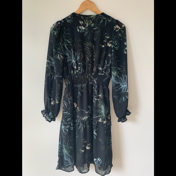 Dex Long Sleeve Flowy Floral Midi Dress - Picture 2 of 4